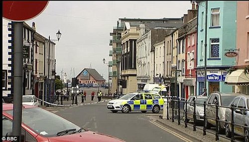 英國(guó)出租車司機(jī)持槍濫殺致12人死亡25人受傷