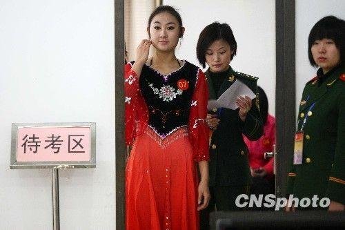 國防部明確規(guī)定征女兵時不再進(jìn)行才藝展示