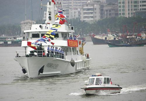 廣東省最大的漁政船“中國漁政44183號”新華社發（李建束 攝