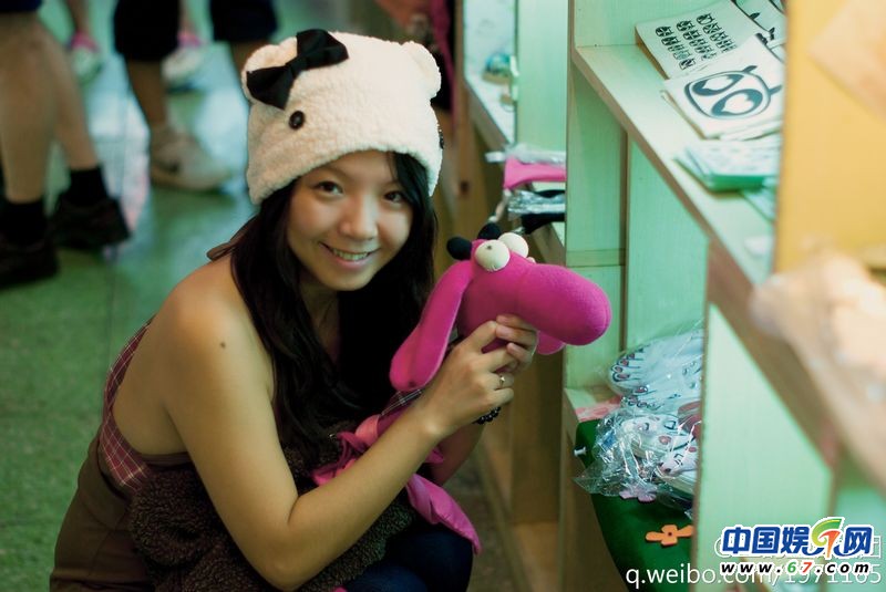 好聲音王韻壹長(zhǎng)發(fā)美照