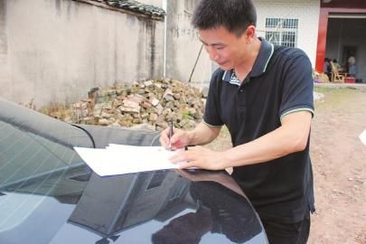 張貴英父母授權律師為其提供法律援助