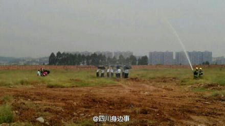 四川水槍灑水造領(lǐng)導(dǎo)冒雨視察場景 回應(yīng):拍宣傳片