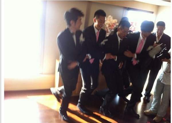 林丹謝杏芳大婚 伴郎跳天鵝舞