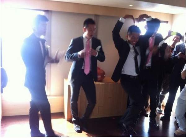 林丹謝杏芳大婚 伴郎跳天鵝舞