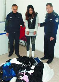 時髦女店員拿店當自己衣柜偷百件