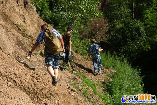 青島小哥救災(zāi)落病根 沒(méi)錢(qián)治命懸一線