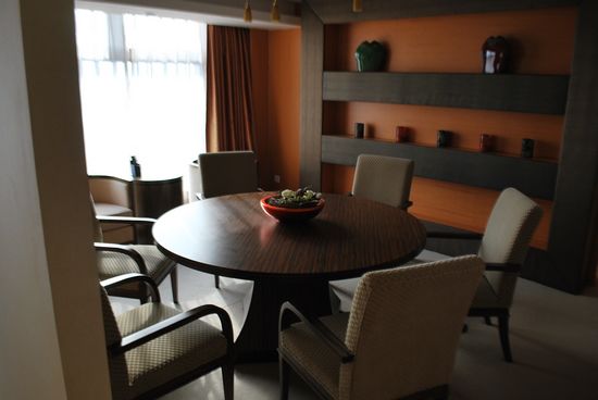 揭秘城陽酒店奢華CEO套房 每晚房價(jià)七千