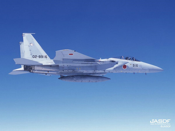 中國飛機抵釣魚島上空 日本派9戰機攔截