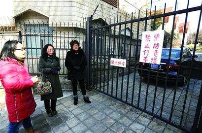 停車時，請給生命留條通道