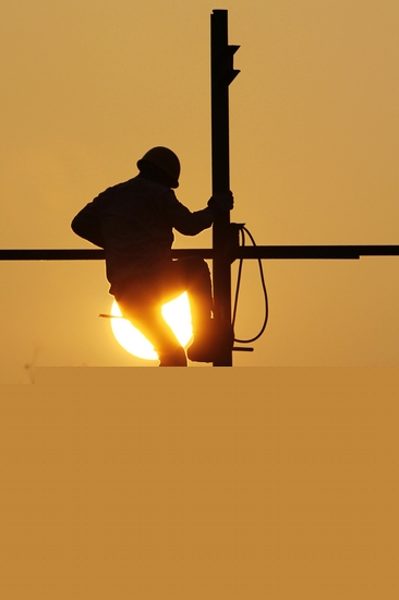 2013我的心愿 建筑工:領(lǐng)工錢過大年