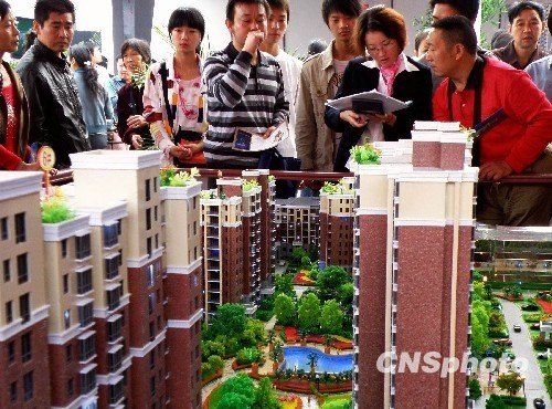 2012年12月份，70個大中城市中，新房房價上漲城市有54個。專家稱，房價已基本無下降空間