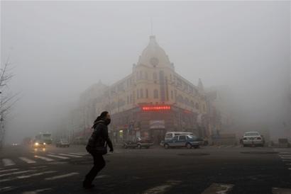 歸程霧擾“誤”聲一片 歸程霧擾“誤”聲一片