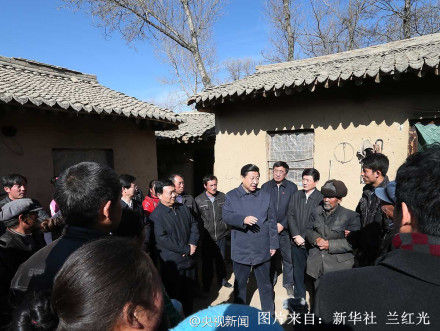 習近平農歷小年給群眾送年貨