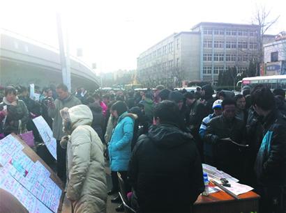 正規招聘大集不敵馬路市場 正規招聘大集不敵馬路市場