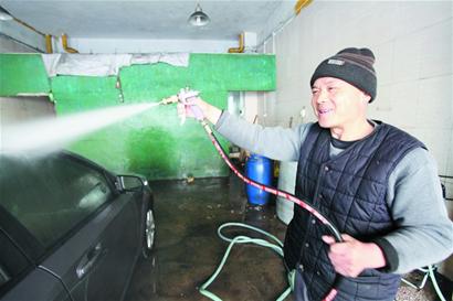 打工者心態差別大:50后不攆就干 80后攢經驗90后看晉升