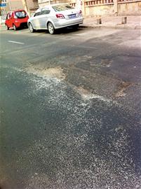 市區破路300條平均10米1補丁 萊蕪一路成典型代表