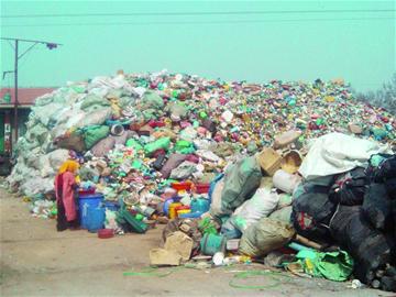 “前世”農藥瓶“今生”食品袋