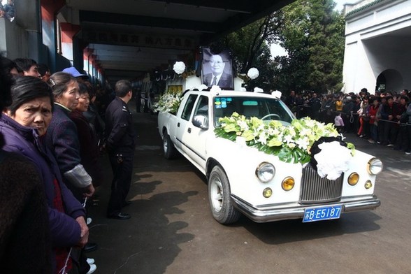 華西村舉行吳仁寶追悼大會