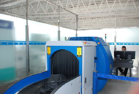 青島機場引進CT安檢機 三維成像安檢更嚴